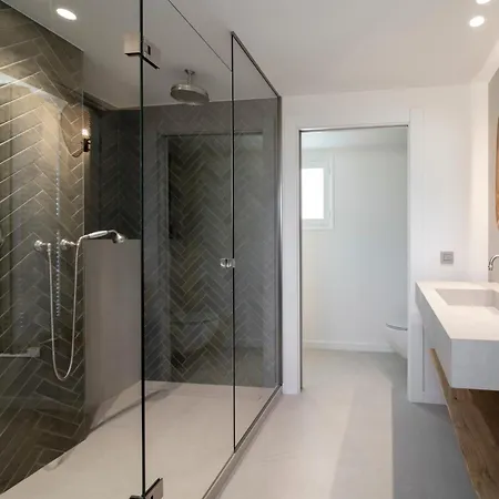 Ref 1923 - Vieux-port 5-star Penthouse For Rent Sea View *