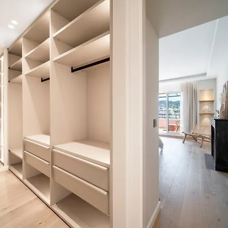 Ref 1923 - Vieux-port 5-star Penthouse For Rent Sea View Cannes