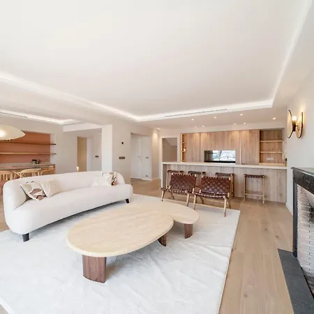 Ref 1923 - Vieux-port 5-star Penthouse For Rent Sea View *